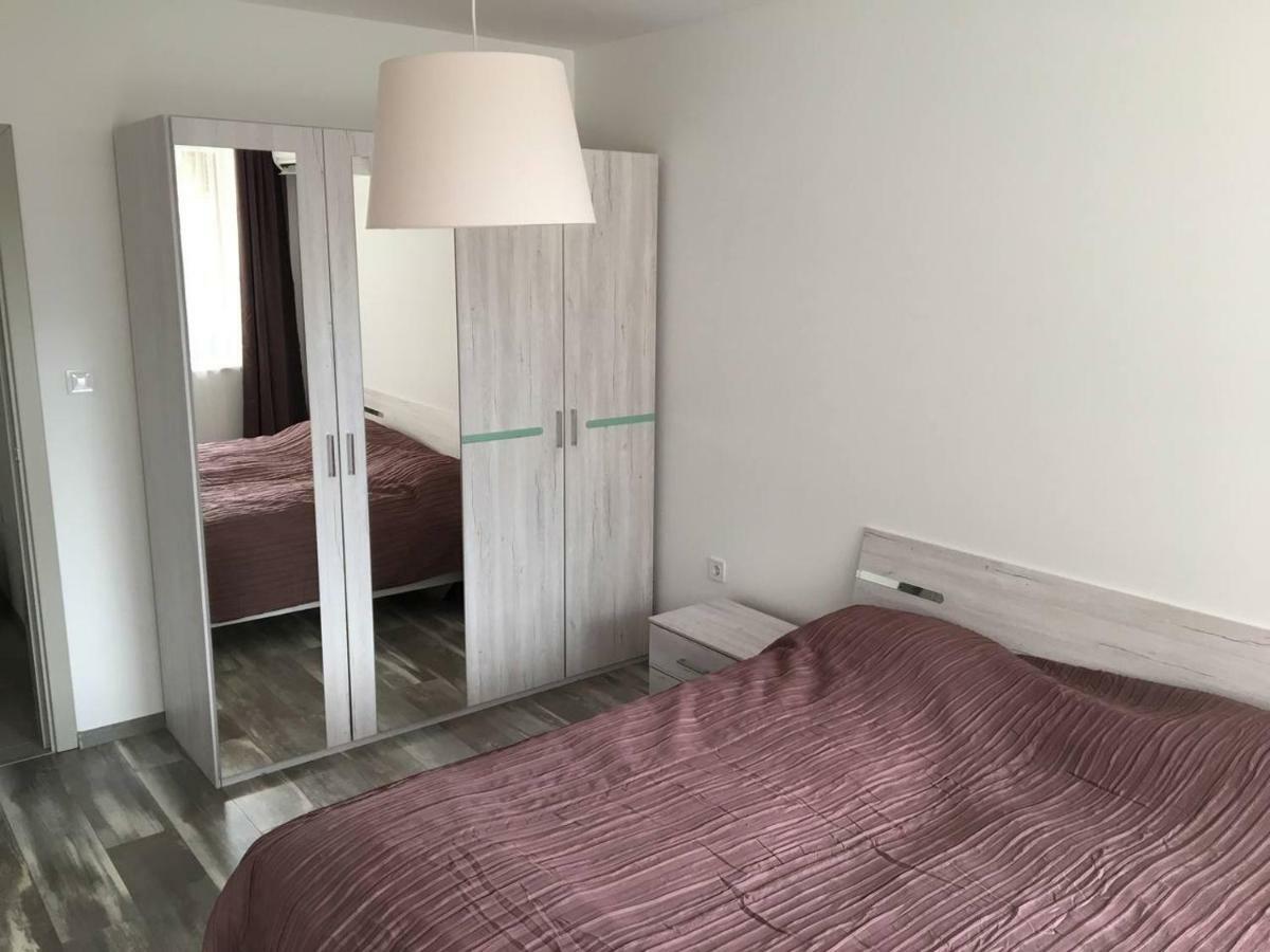 Apartvel Apartment 1 ヴェリングラード エクステリア 写真