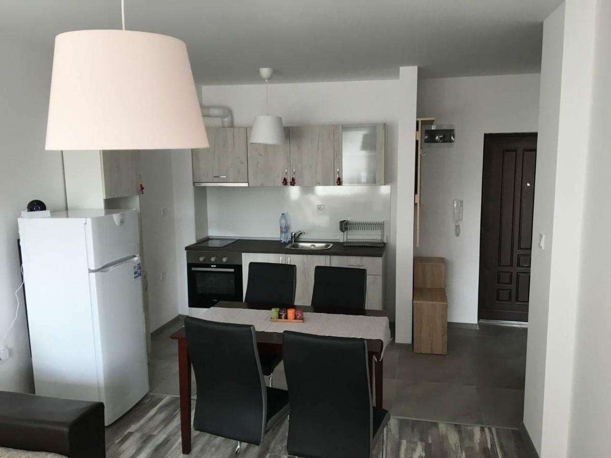 Apartvel Apartment 1 ヴェリングラード エクステリア 写真