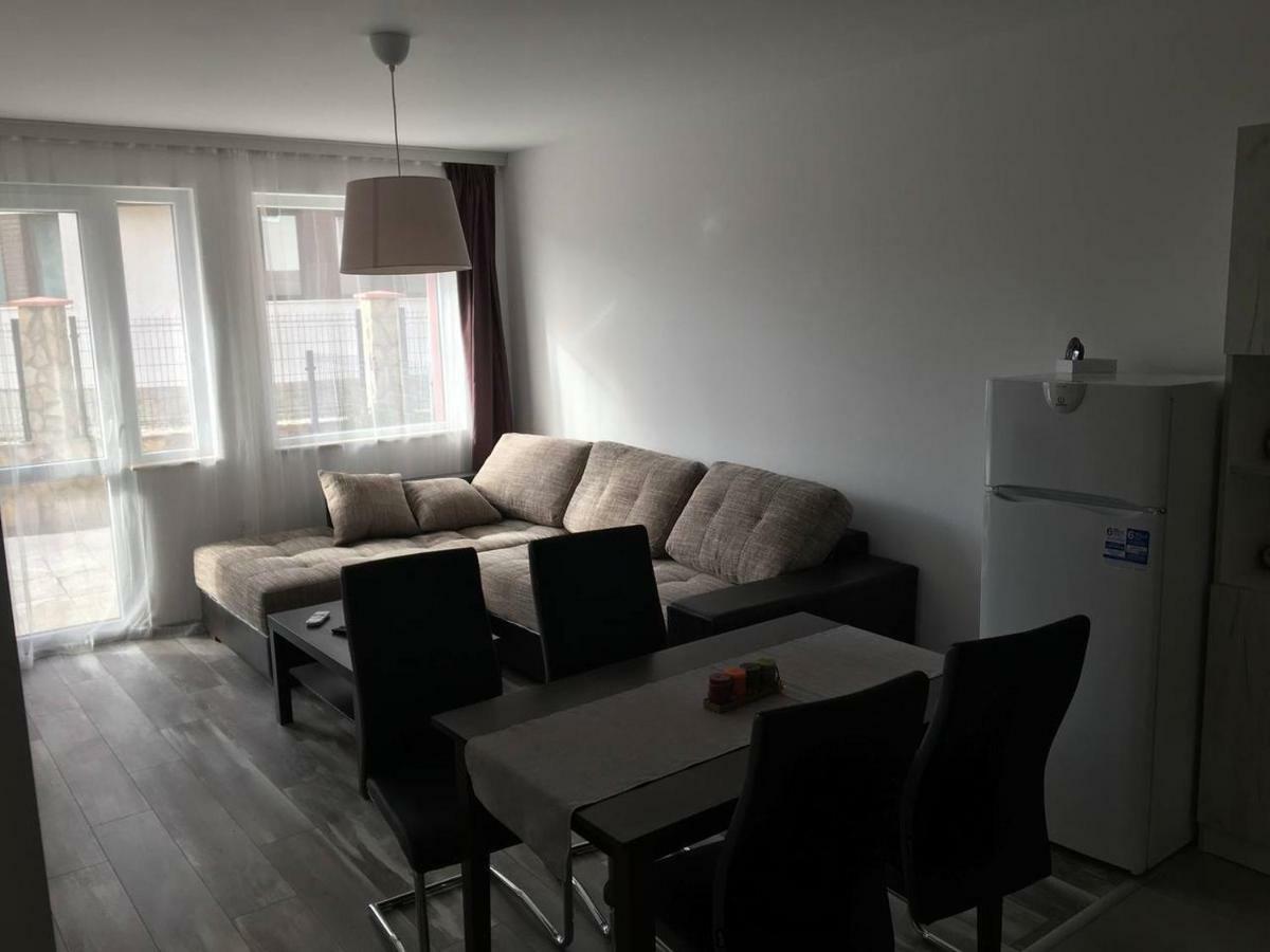 Apartvel Apartment 1 ヴェリングラード エクステリア 写真